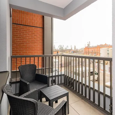 Doki Montownia By Grand *